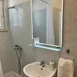 Проживання в сім'ї Mrcela With Big Balcony And Sea View